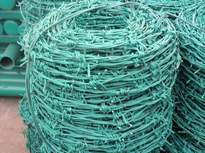 Approx Price: Rs 48.5 /KilogramProduct Details:Material	Galvanized IronSurface Treatment	GalvanizedType	GI Barbed WireWire Gauge (milimetre)	1.6- 3.2We are the most trusted name amongst the topmost companies in this business, instrumental in presenting High Tensile Barbed Wire.