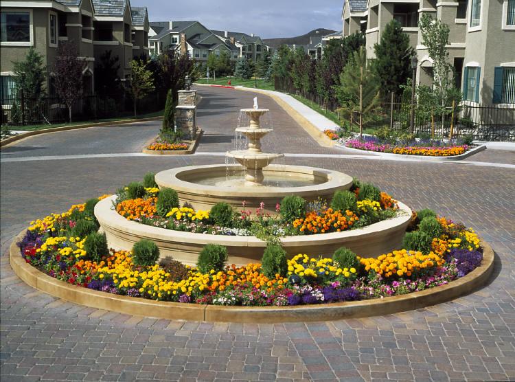 CRYSTALIGHT Frp Grp Fountain
