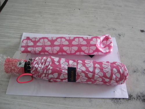We are the leading manufacturers and suppliers of high-quality Three Folding Umbrella. We have carved a position for ourselves in this industry by offering a quality approved collection of Three Fold Umbrella. Product Details:Minimum Order Quantity 100 PieceBrand AnchorMaterial AcrylicFolding 3