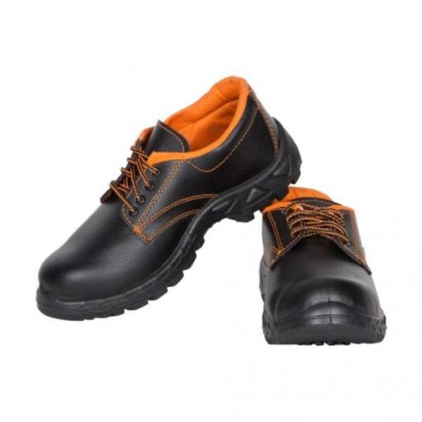 We are manufacturer and supplier of Safety shoes, Safari Pro safety shoes , Tiger safety shoes, Allen cooper safety shoes to various cities like Delhi, Noida, Ghaziabad,Mumbai, ahmedabad, chennai, bangalore, Faridabad, Gurgaon, Sonipat, Ambala, Karnal, Bhiwadi, Neemrana, Bulandshahr, Kanpur, Lucknow, Varanasi, Allahabad, Dehradun, Haridwar, Chandigarh, Shimala, Panchkula, Ludhaiana, Gwalior, Jhansi, Agra and many more.