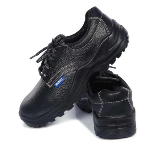 We are manufacturer and supplier of Safety shoes, Safari Pro safety shoes , Tiger safety shoes, Allen cooper safety shoes to various cities like Delhi, Noida, Ghaziabad,Mumbai, ahmedabad, chennai, bangalore, Faridabad, Gurgaon, Sonipat, Ambala, Karnal, Bhiwadi, Neemrana, Bulandshahr, Kanpur, Lucknow, Varanasi, Allahabad, Dehradun, Haridwar, Chandigarh, Shimala, Panchkula, Ludhaiana, Gwalior, Jhansi, Agra and many more.