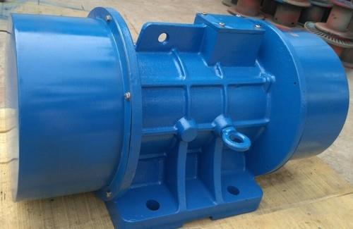 Unbalance Vibrator Motor 5 HP / 1440 RPM / 3 Phase Heavy duty Vibrator motors.