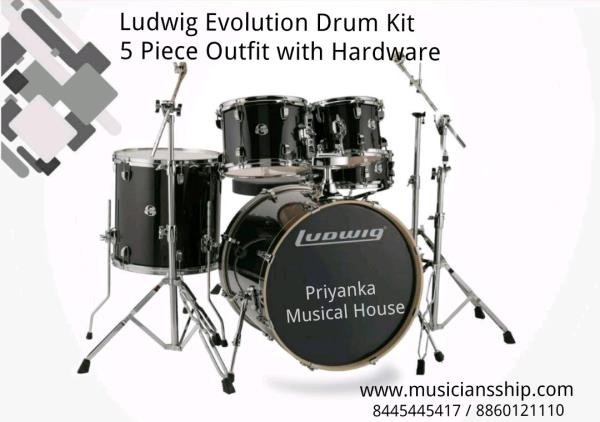 Designed as an intermediate Drum Set, the Ludwig Element Evolution is everything an aspiring drummer needs to succeed. A 5-Piece Poplar Wood Shell Outfit with Hardware this great for drummers of any age who are ready to take the next step. KIT INCLUDES: -10