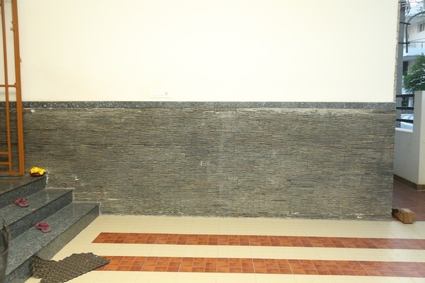 MULTI DROP LEDGE USED FOR WALL CLADDING AND FLOOR PAVING