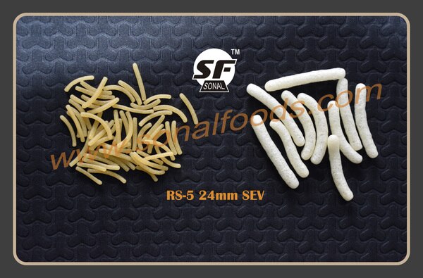 Its a Ready to Fry product.
Shelf Life 12 Months from the manufacturing date.
Expandable by fry / roast / hot air(in microwave)
Expansion Rate : 2-3 Times while frying.
Moisture : Approximately 10 % to 12%
Frying Temperature : 185 °C – 195 °C
We also provide Customized Production and Packaging on Request.