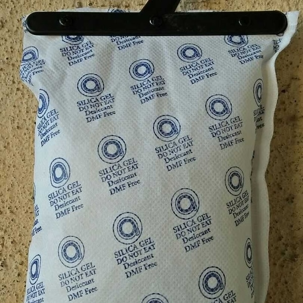 AQUABLUE is manufacturing and supplying 500 Gm silica gel bags in non woven fabric as per clients requirement. Inside material can be customized white, blue, orange silica gel either crystals or beads.