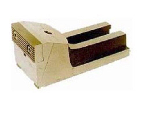 With our expertise in this domain, we are able to offer a superior quality range of Machine Clamp that are rigid, positive, clamping for medium to heavy cutting force. client purchase these at reasonable rate. RIGID, POSITIVE CLAMPING FOR MEDIUM TO HEAVY CUTTING FORCE