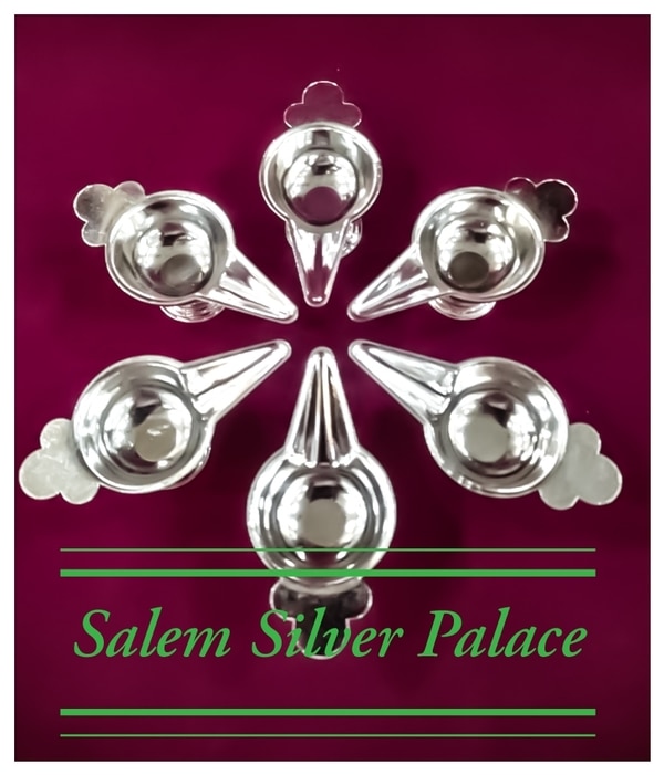 Silver Sankadai with paadam and handle. Weight 30gms. Weight range starts 15 gms. For wholesale and retail orders contact us.
