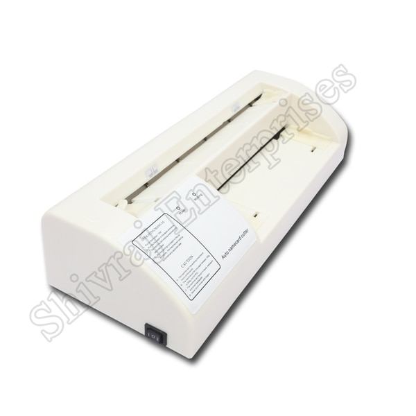 Products information:Paper Size : Max. A4 210*297mm / Min. 195-212*297mmCard Size :90*54Margin Adjustment :Left edging saw adjust from 9 to 12mm,Top edging saw adjust from 3 to 10mmBlade Life Span : 100000 timesMechanical Preciseness : <0.5mmCutting Rate : 30 pc/ minPower : AC 220v / 18WWeight : 4.5 kgs.PRICE:4950/-+GST