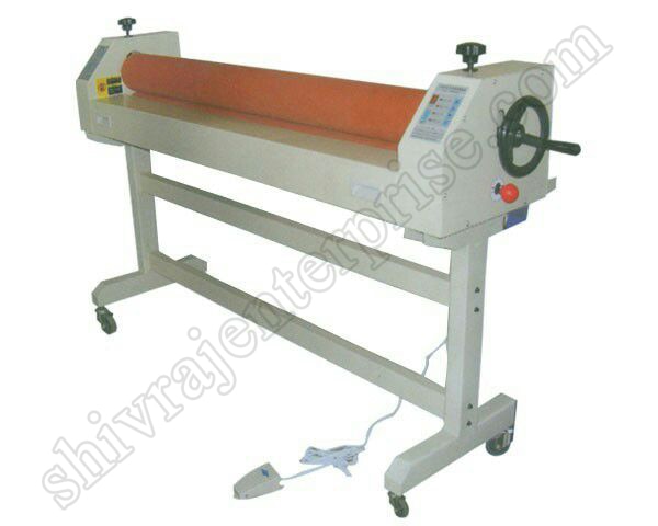 Products information:max. Laminating width : 1600 mmMax. Laminating Thickness : 20mmOperating method : ElectricLamination Speed : 0-5m/minPower :AC110V,220V/50Hz,60HzRoller's Diameter : 155mmPRICE:40700+GST