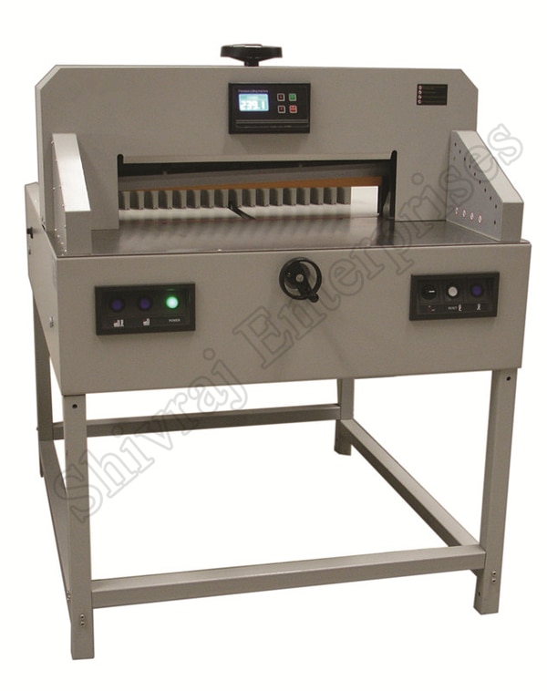 Products information:7208HD Digital Paper CutterMax. Cutting Width : 720mm Max. Cutting Thickness : 80mmCutting Precision : ±0.3mmClamp Paper : ElectricPush Paper : ElectricCutting Length Behind Knife : 720mmTable Length Infront Knife : 450mmWeight : 550 KgsPacking Size : 1450*1350*1520mmPower : AC 220V/110V±10% 50HZ (60HZ) 1KWPRICE:251812/-+ GST