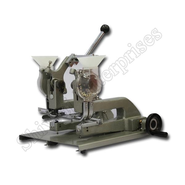 Products information:DJS (C) 4-2 Double Eyelet MachineEyeleting Diameter : 4mmBinding Thickness : ≤ 3mmVertical Working Travel : 60mm - 165mmHold Setting Range : 80 - 130mmVessel Volume (Container Capacity of Eyelet) : 1200 GrainGross Weight : 28 KgsOverall Size : 500*470*1200cmPRICE:38500/-+ GST