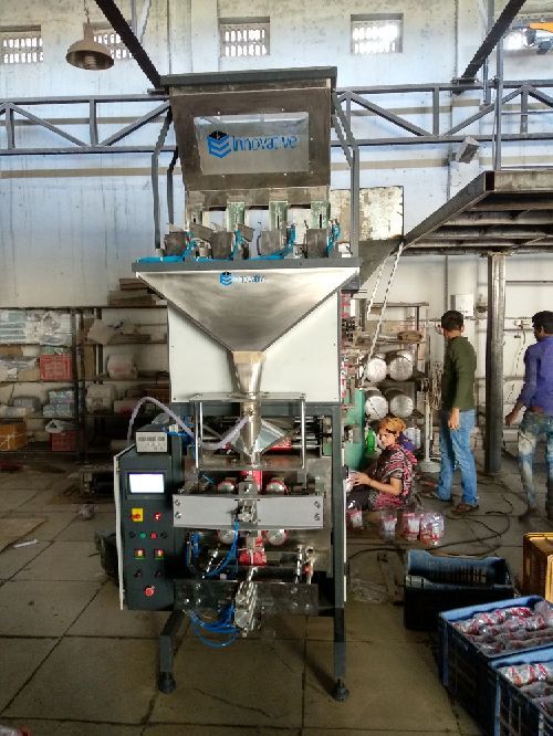 We are manufacturer of Automatic Vaccum Pouch Packing Machine