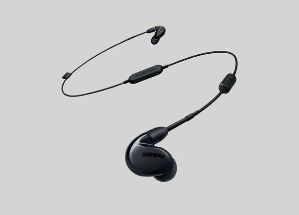 Sound isolating earphones offer deep low-end performance without compromising mids and highs.