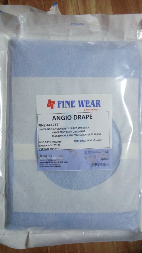 Angioplasty drapes SMS with absorbent reinforcement 160 x 250 cm, 2 adhesive apertures 16cm