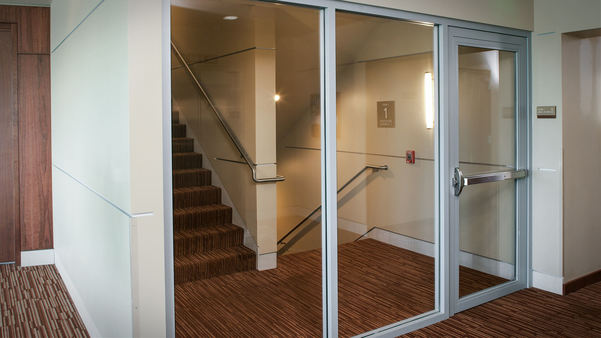 Product Details:Open Style HingedTransparent YesWidth 25 to 45 InchesThickness 15 to 35 mmOur company has gained name and fame in presenting Bathroom Glass Door.