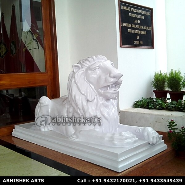 Lion Sitting Fiber Statue