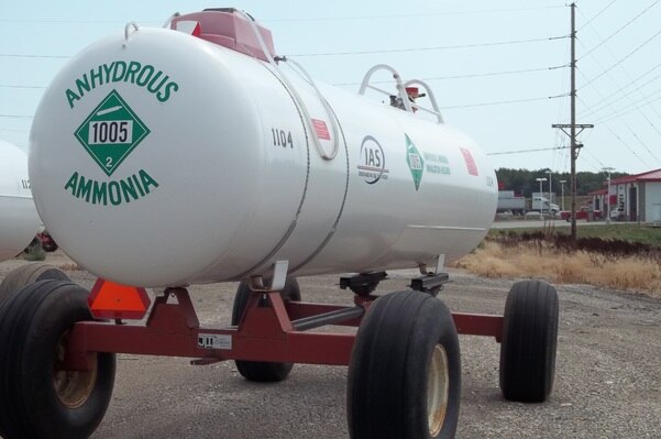 We are proficient in supplying a wide range of Anhydrous Ammonia that is largely utilized by our customers in nitrogen fertilizer. According to the convenience of the customers, we are delivering this chemical substance in a variety of cylinder sizes like 40, 50, 60 and 225 kg. So as to cater to the exact necessities of the users, we are supply this chemical pure forms varying from 95.5% to 98.5% in tankers and cylinders sizes.