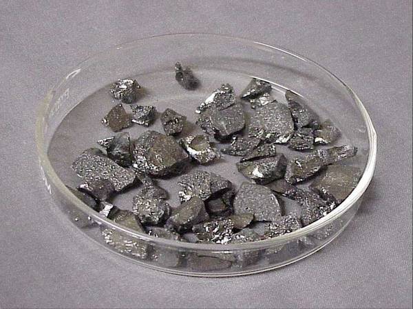 Boron is an ideal Boron Fertilizer. It increases profit by maximizing yield. With sincere efforts, we have successfully been engaged in manufacturing and supplying a superior quality of (Boron-10%). This is processed with the use of boron chemicals and by the aid of sophisticated techniques under our adroit professionals. It is used in foliar and drip irrigation applications as insecticides, pesticides and fungicides. In addition to this, the offered (Boron-10%) is available in the market at reasonable prices from us.Benefits:It helps in new cell formation and root developmentIt helps in formation of protein and amino acidIncrease number of flowers and fruitEnsures growth and high yield of all cropRecommended Crops:Wheat, Maize, Sugarcane, Rice, Sorghum, Cotton, Pigeon Pea, Sunflower, Groundnut, Soybean, and Vegetables like Tomato, Brinjal, Chilly etc., all types of Fruits Crops and Tea & Coffee.