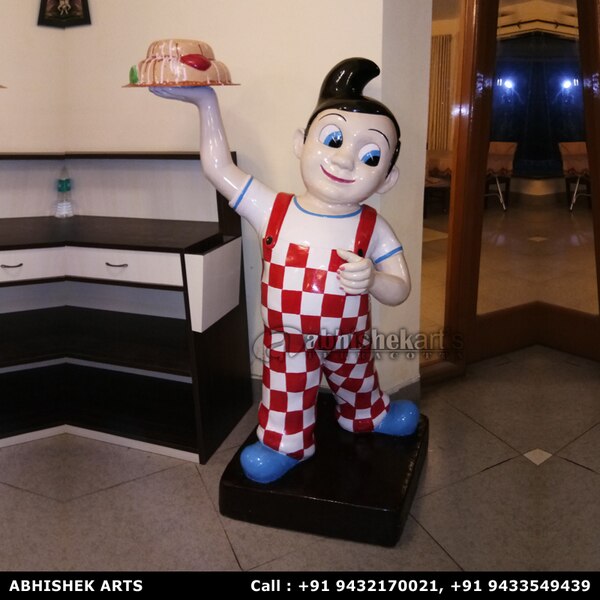 Big boy cartoon statue
