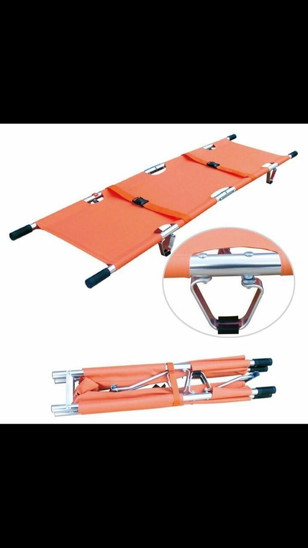 Two Fold Stretcher with alluminum Pipe and Orange Color waterproof Fabricator.