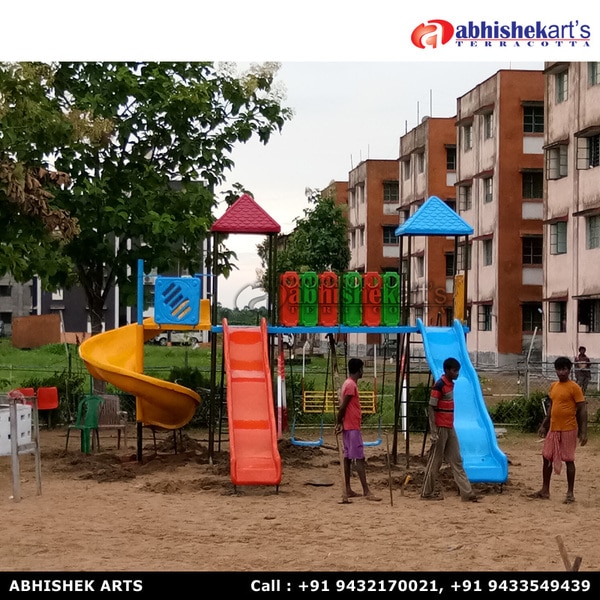 Outdoor multiplay system