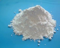 2-Cyanoacetamide is used in spectrofluorimetric methods to determine the activity of antihistamine H1 receptor antagonistic drugs such as ebastine, cetirizine dihydrochloride and fexofenadine hydrochloride.