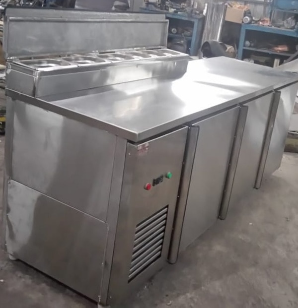 Working Table Top Freezer