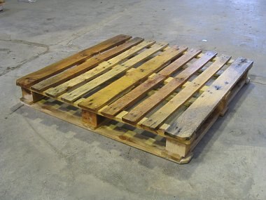 Product DescriptionWe being a distinguished business company are highly dynamic in providing to the industry a vast gamut of Pine Wooden Pallets.Features:Superior finishLong lastingCustomized optionsExceptional quality