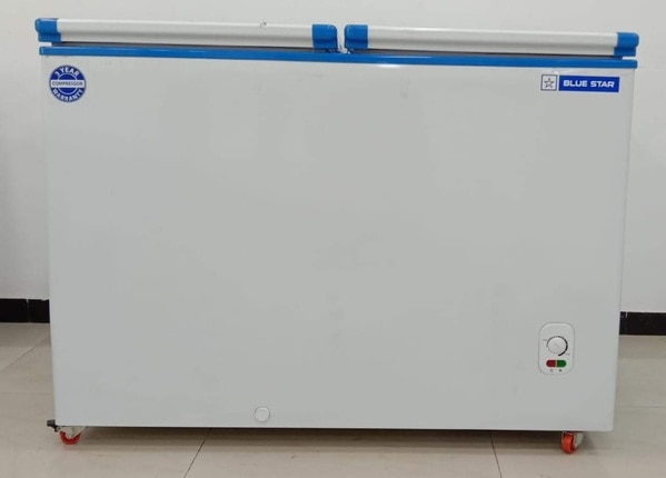 Brand Name Blue StarCapacity 284.0 litersColour whiteEan 8904239840722 , 8904239839917 , 8904239840708Height 84.5 centimetersItem Volume 284 litersItem Weight 41.0 kilogramsLength 111.6 centimeters