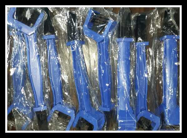 BIKE CHAIN CLEANING BRISH