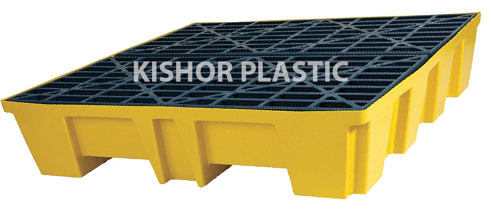 Plastic oil spil pallet