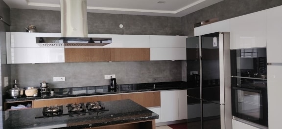 MODULAR KITCHENS Latest sober designs, with ensured quality in all materials may it be ACRYLIC, PU, GLASS, LAMINATES, PVC FOILS or any otherASHIRWAD KITCHEN GALLERY has got it all together for you.