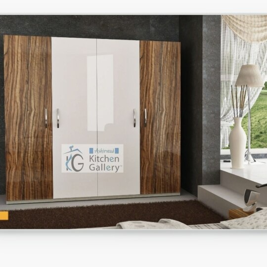 Classy, Sturdy, Adjustable and Space Making Wardrobes. Our easy to install these fuss free wardrobes are available in shades and surfaces that compliment the overall decor of your bedroom.ARANCIA 