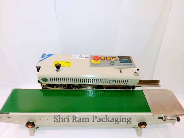 The FRB-770 Series of Horizontal Band Sealer Allow for continuous uninterrupted sealing of bags in horizontal positions. Each machine is equipped with electronic contact temperature sensor which maintain the required sealing temperature for the bag being sealed as well as variable conveyer belt speed control.