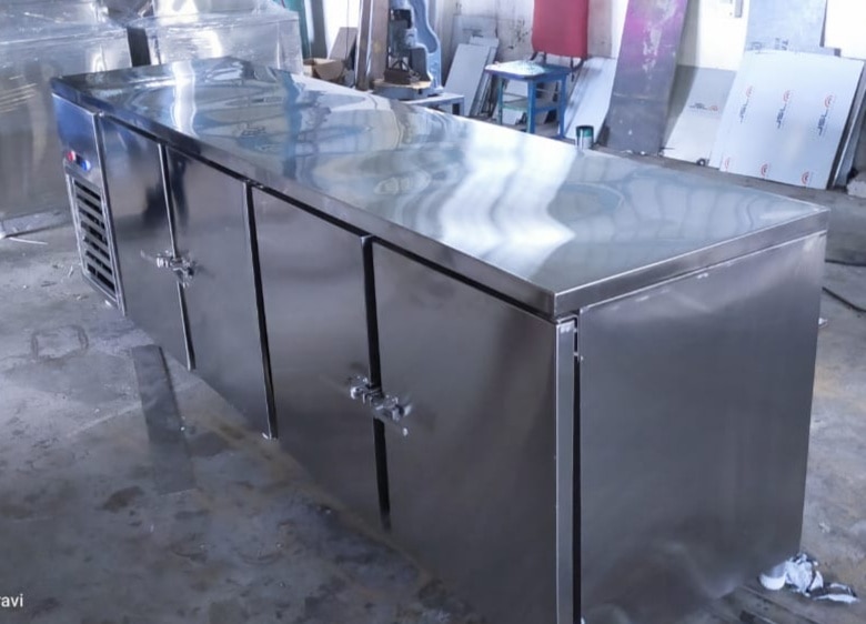 Working Table Top Freezer