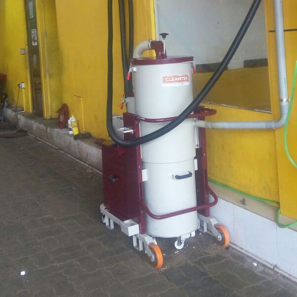 Centralized Vacuum Cleaner Manufacturer In CoimbatoreCleantek  design and supply centralized Vacuum Cleaning Systems for multi point suction applications. It is available up to 2 to 10 simultaneously suction points. Pre-separators are using to collect the bulk collection waste. Pleated cartridge filters are using for filtration’s. Filters cleaning automatically by preset timer controlled pulse cleaning unit.