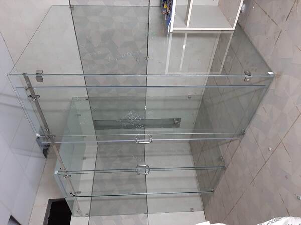 Product Details:Size CustomizedType Frame lessMaterial GlassWe are offering a wide range of Frameless Glass Shower Partition.Concact: Sunspa Solutions+91-9849756469,+91-9966999886