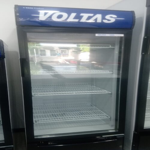 PRODUCT DIEMENSION(WXDXH)IN MM 650X725X1910GROSS VOLUME (IN LTR) 425NO OF DOORS 1REFRIGERANT TYPE R-134aBASKET/SHELVES 4TEMPERATURE RANGE 0 ̊C TO 7 ̊ C PUF THICKNESS 45mm