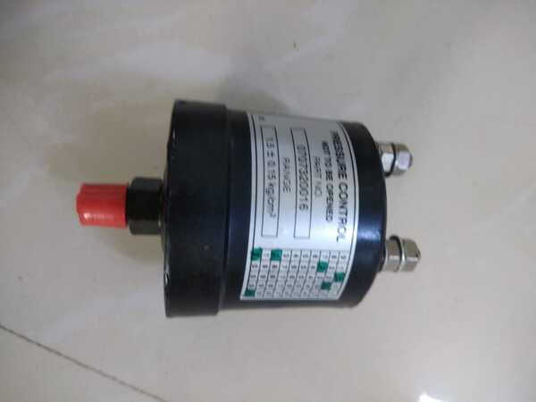 GREAVES GENERATOR PRESSURE CONTROL SWITCH (LUBE OIL) - P/N 0707320016