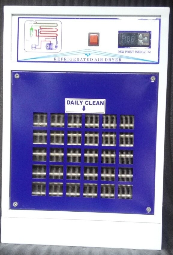 Air compressed refrigeration air dryer