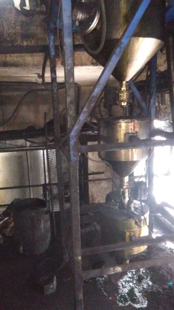 1 to 20 LT Drum Filling MachineThis system controls the process of jetting oil to the system at settable temperature and volume with a customized controller program. Majorly used in all Tyre manufacturing units.we also provide manual and Automatic bottle and drum filling machines in this weighment range.1 to 20 LT Drum Filling Machine Manufacturer1 to 20 LT Drum Filling Machine Manufacturer In Vadodara.1 to 20 LT Drum Filling Machine Manufacturer In Gujarat.1 to 20 LT Drum Filling Machine Manufacturer In India.