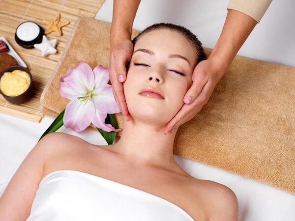 Facial massage is a technique that involves the use of hands or a tool to gently massage the facial skin, It helps in increasing blood circulation, relaxes facial muscles, decreases puffiness and offers a healthy glow. Skin care experts recommend a facial massage 2-3 times a week for glowing skin.