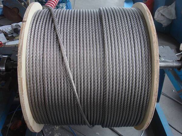 1000 meter Stainless Steel Wire Rope Manufacturers Material	Stainless SteelShape	RoundDiameter	1-10 mmGrade	SS304Length	500 mm/reelBrand	WIRE ROPE INDIA We are the leading manufacturer of SS Wire Rope.Stainless Steel AISI 304, 316 & other SS grades available