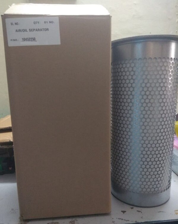 ELGI COMPRESSOR MODEL: E55- AIR OIL SEPARATOR P/N: 010452250
