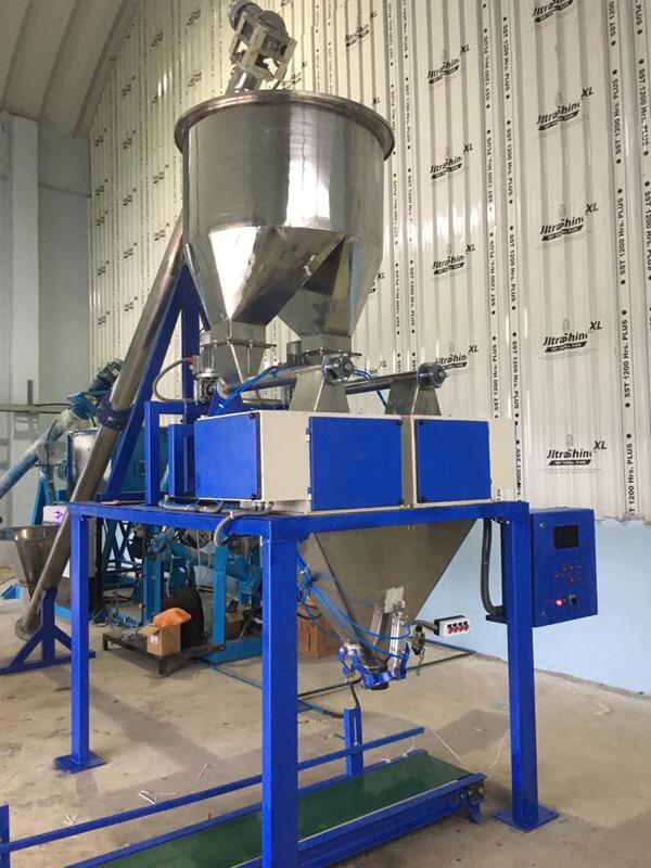 • Ideal for Cement, Powder, Mess, Ready-mix, etc.• Accuracy: +/- 0.2 % in weight.• Speed: 3-4 bags per minute(note: speed can be proportionally increased by multiple feeder systems)• Variants:a) 0-5 kgb) 5-25 kgc) 25-50 kg• Power supply: 240 volt AC, 50 Hz and 3-phase 415 volt AC • Gate operation: Pneumatic• Air Pressure: 6-8 kg• Weighing Principle: Load cell based(2 or 3 load cell)Screw Feeder Net Type Bag Filling Machine ManufacturerScrew Feeder Net Type Bag Filling Machine Manufacturer in VadodaraScrew Feeder Net Type Bag Filling Machine Manufacturer in GujaratScrew Feeder Net Type Bag Filling Machine Manufacturer in India.