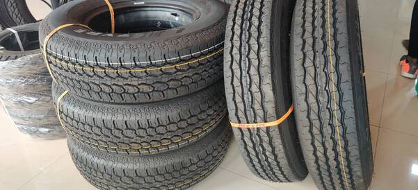 WE HAVE ALL RADIAL AND NYLON TYRES AVAILABLE FOR ALL COMMERCIAL VEHICLES LIKE PIAGGIO, CHOTA HATHI, PICKUP, TEMPO TRAVELLER, TEMPO, TRUCK, BUS ETC