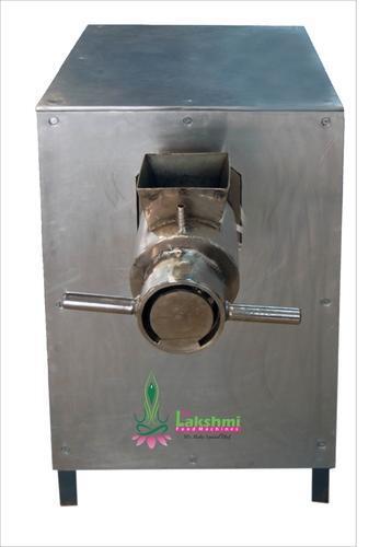 Features: · 2 HP Motor with gear box· Casting Helical gear box type· Food Conduct area made up of fully SS Material· Other parts MS· Singe phase or three phase· Processes up to 50 kg / hour