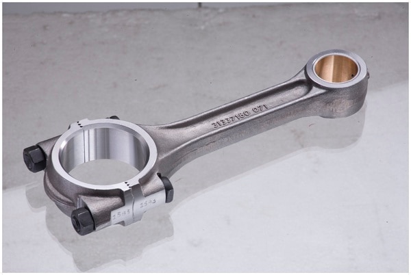 CONNECTING ROD