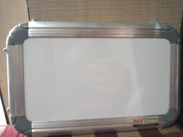 magnetic white board 3x4